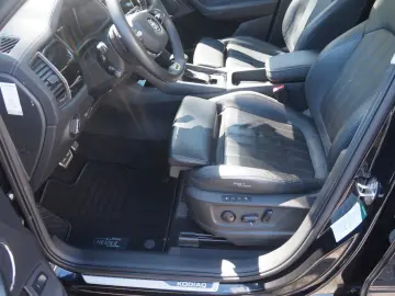SKODA Kodiaq L&K DSG 4x4 LED PDC 360 Kamera PANO SHZ