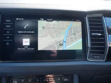 SKODA Kodiaq L&K DSG 4x4 LED PDC 360 Kamera PANO SHZ