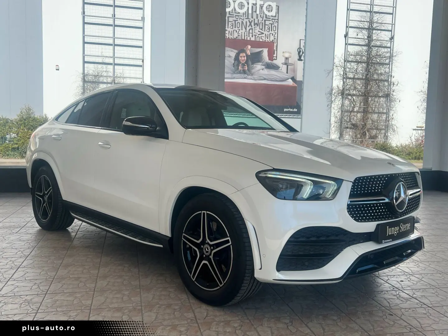 MERCEDES-BENZ GLE 350 d 4M AMG Pano Night Airmatic Burmester