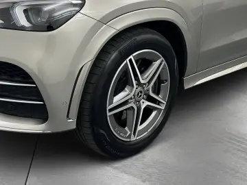 MERCEDES-BENZ GLE 580 4M AMG Fahrass WideScreen Airm…
