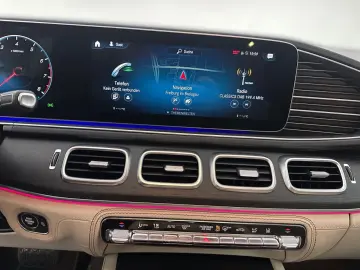 MERCEDES-BENZ GLE 580 4M AMG Fahrass WideScreen Airm…