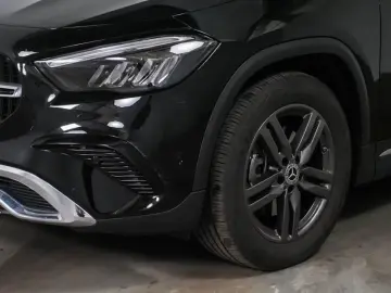 MERCEDES-BENZ GLA 220 220  4 M  Progr. Adv.  Totwink…