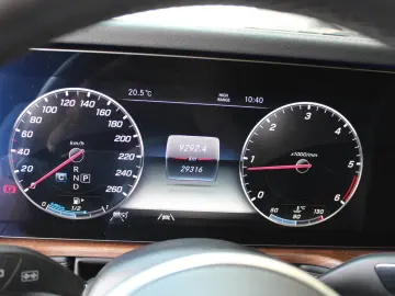 MERCEDES-BENZ G 400 d AMG EXCLUSIVE Line