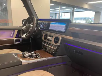 MERCEDES-BENZ G 400 d AMG Line 1.HD MB100-02.27 Lede…