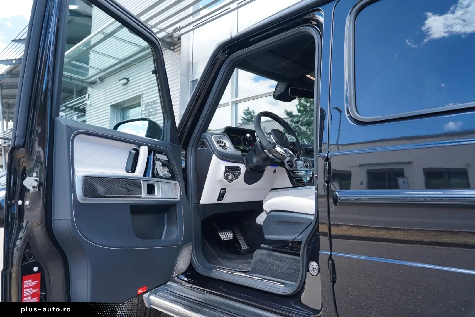 MERCEDES-BENZ AMG G 63 MANUFAKTUR SUPERIOR BURMESTER®3D