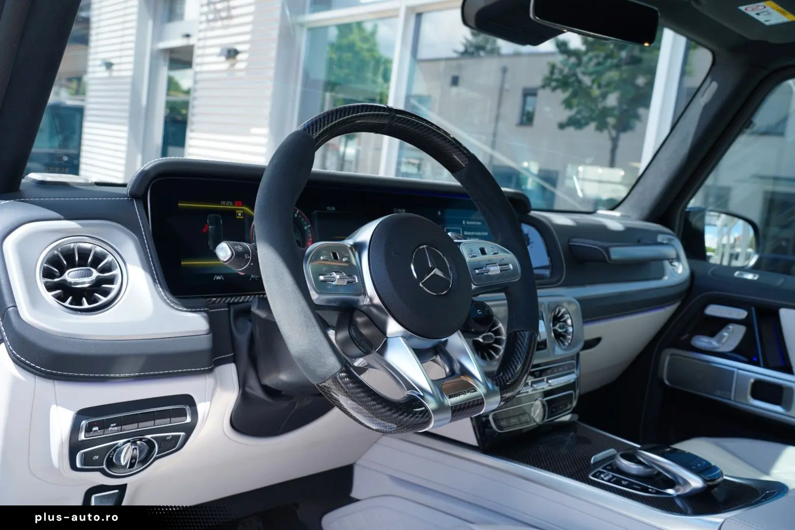 MERCEDES-BENZ AMG G 63 MANUFAKTUR SUPERIOR BURMESTER®3D