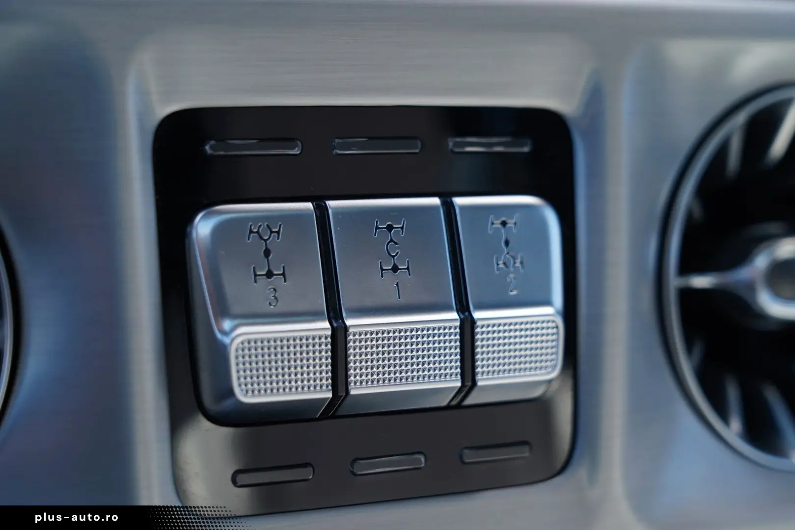 MERCEDES-BENZ AMG G 63 MANUFAKTUR SUPERIOR BURMESTER®3D
