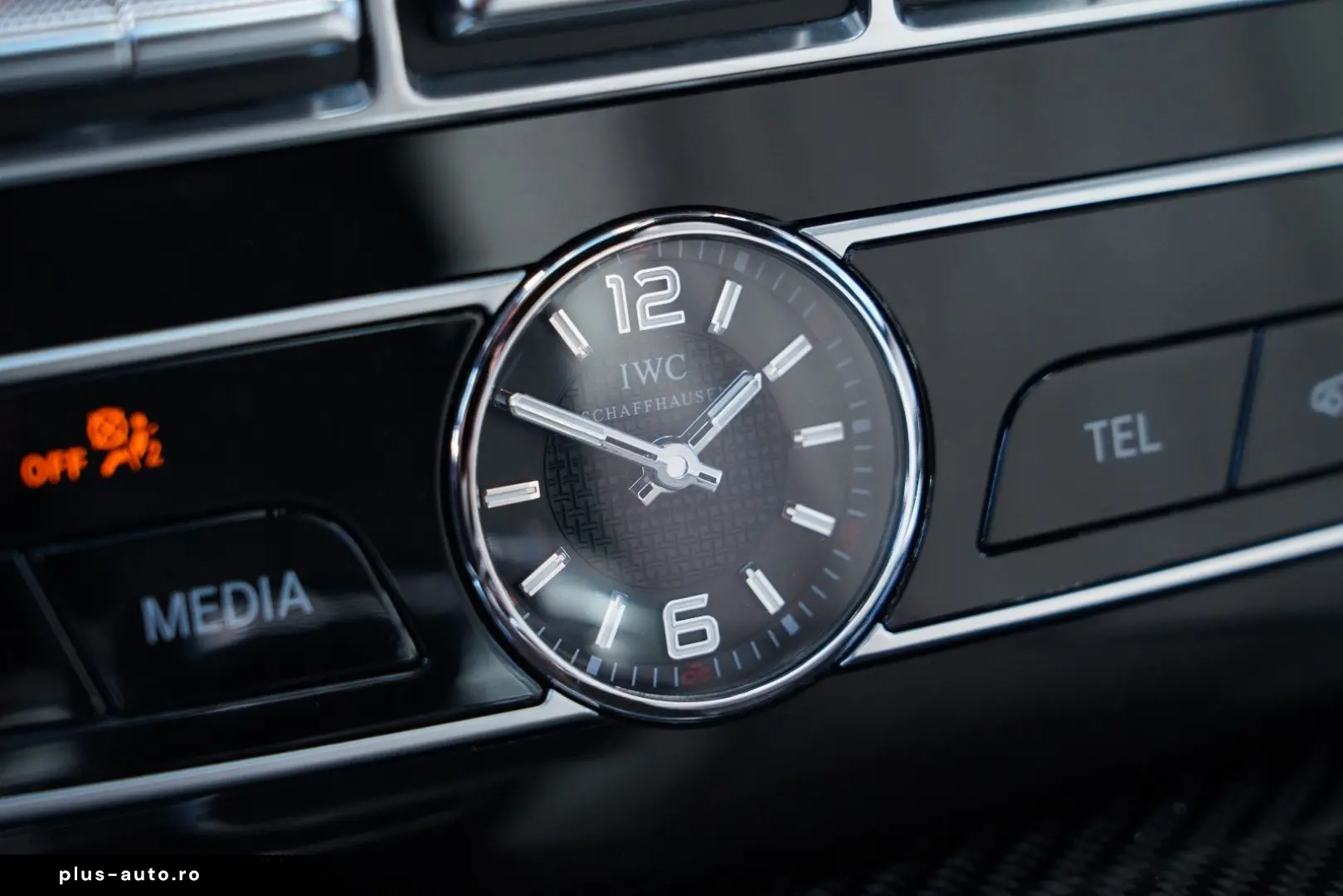 MERCEDES-BENZ AMG G 63 MANUFAKTUR SUPERIOR BURMESTER®3D