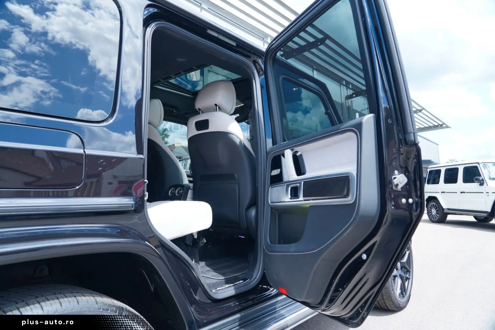 MERCEDES-BENZ AMG G 63 MANUFAKTUR SUPERIOR BURMESTER®3D