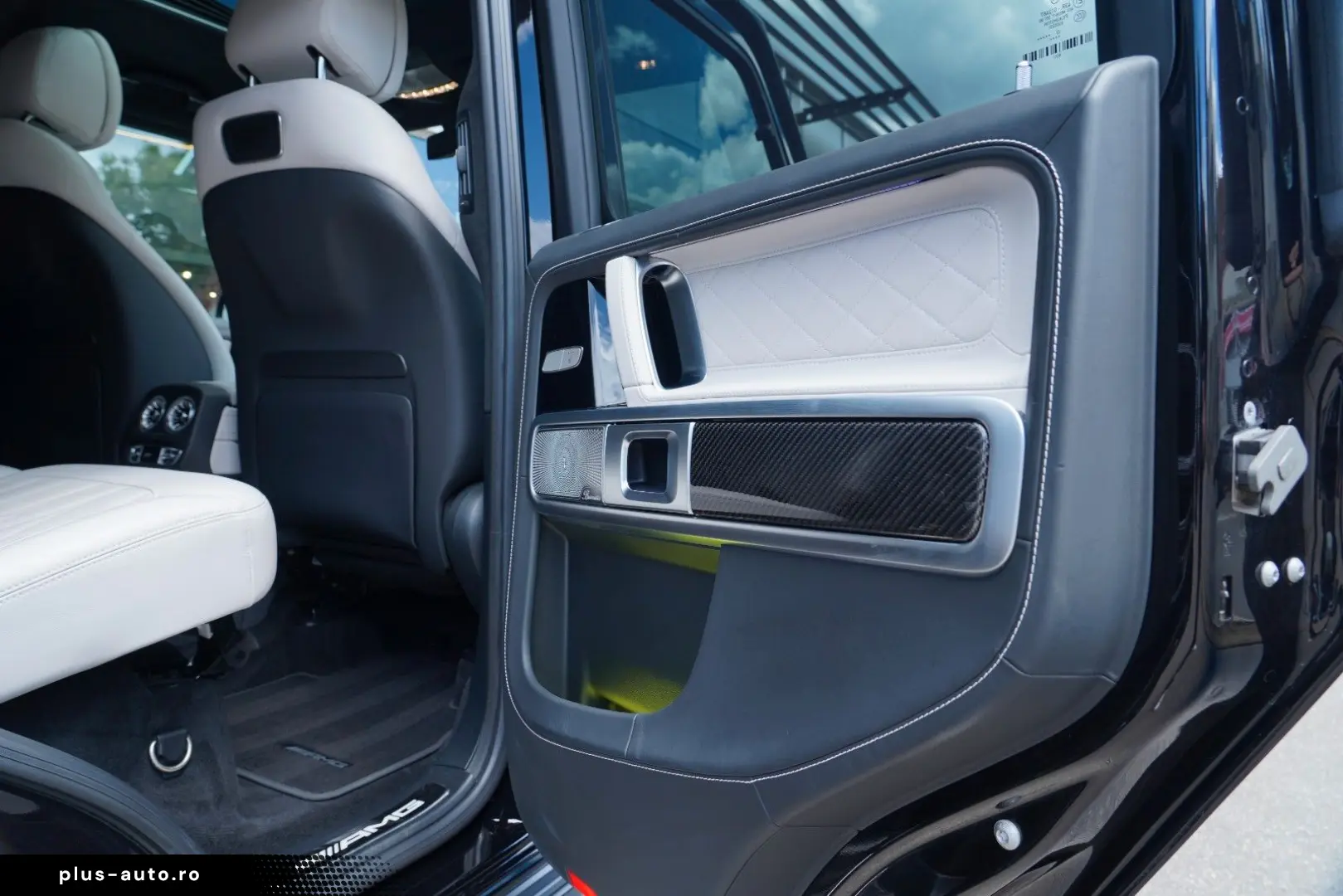 MERCEDES-BENZ AMG G 63 MANUFAKTUR SUPERIOR BURMESTER®3D