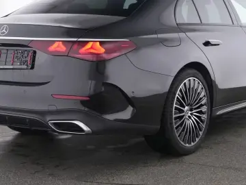 Mercedes-Benz E 220 d AMG Line Advanced Burm.4D Night 20