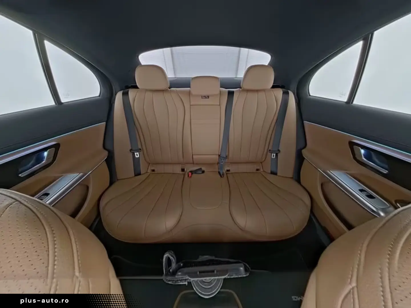 Mercedes-Benz E 220 d AMG Line Advanced Burm.4D Night 20