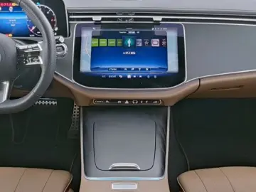 Mercedes-Benz E 220 d AMG Line Advanced Burm.4D Night 20