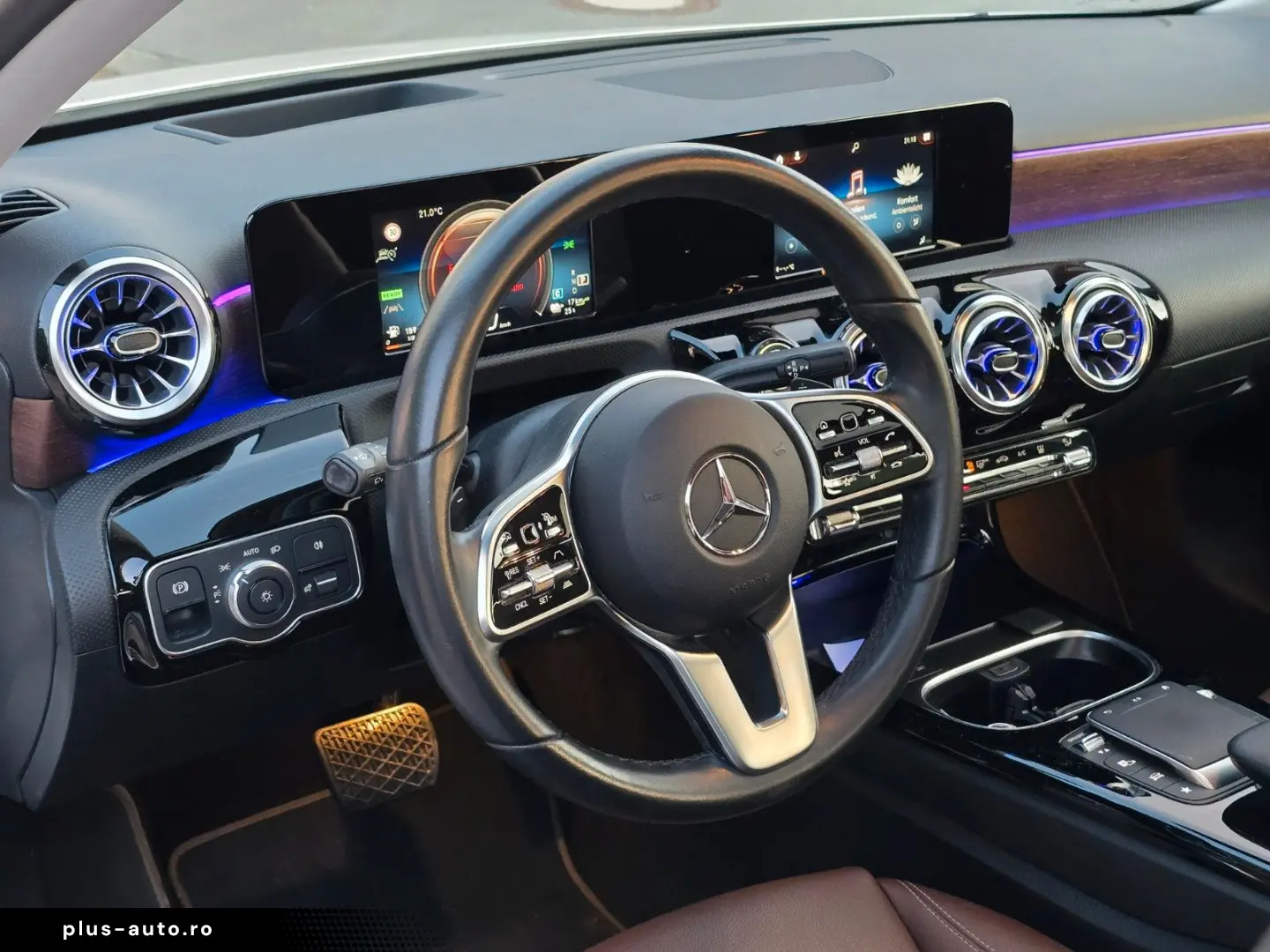 MERCEDES-BENZ A 250 e Limousine Prog. Pano LED HUD K&hellip;