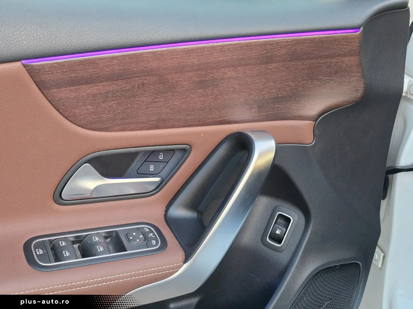 MERCEDES-BENZ A 250 e Limousine Prog. Pano LED HUD K&hellip;