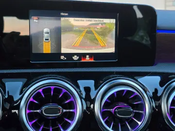 MERCEDES-BENZ A 250 e Limousine Prog. Pano LED HUD K…