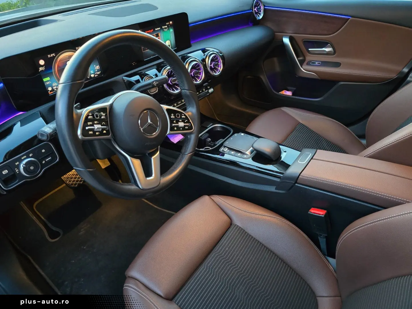 MERCEDES-BENZ A 250 e Limousine Prog. Pano LED HUD K&hellip;