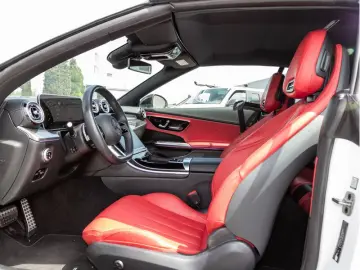 MERCEDES-BENZ CLE 300 4M Cabrio AMG-Sport DIGITAL Ca…