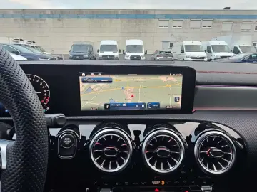 Mercedes-Benz CLA 250e AMG ALCANTARA LED AHK CAMERA