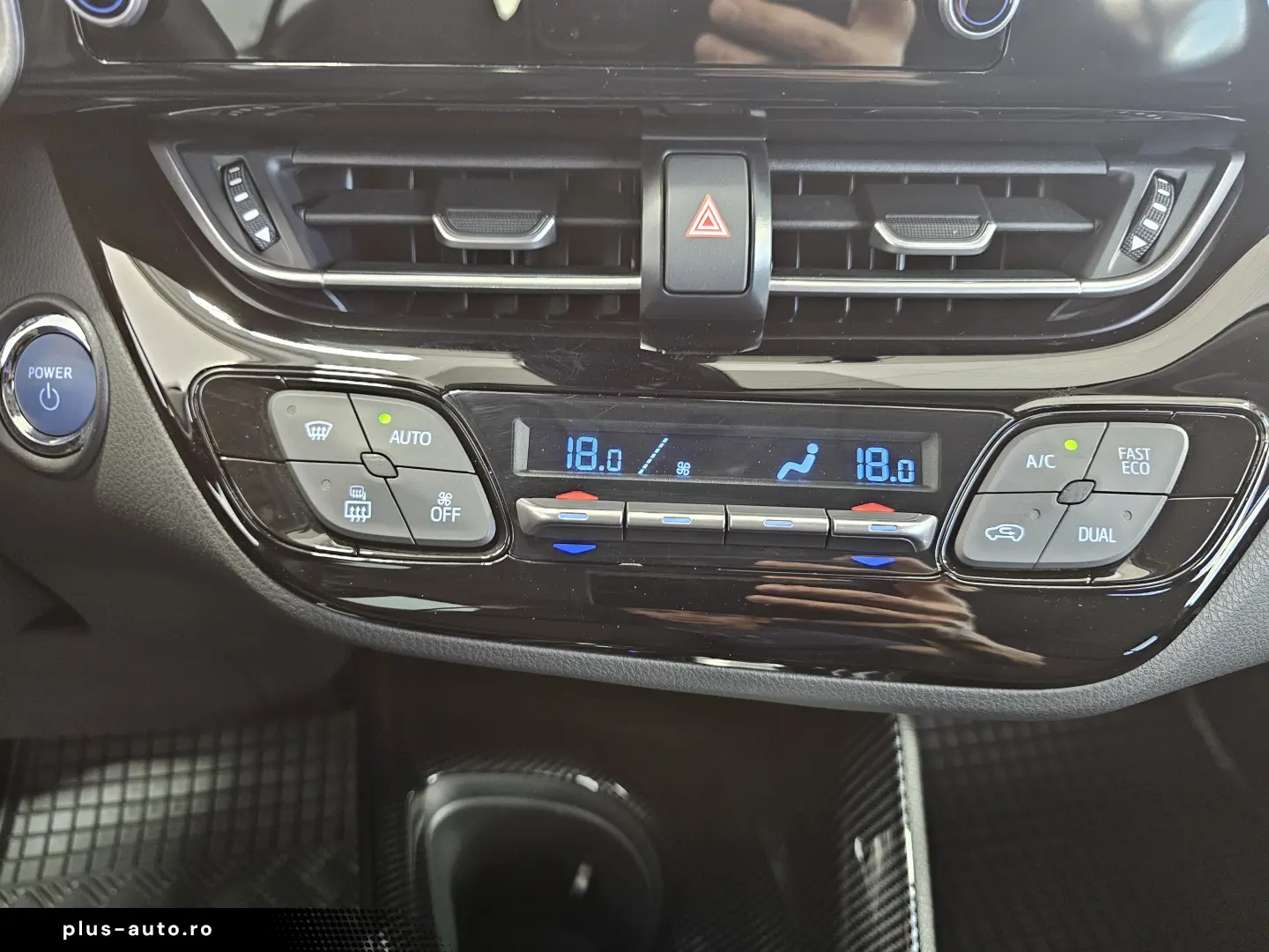 TOYOTA C-HR 2023 — imagine 14