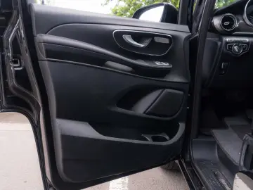 Mercedes-Benz V300d MarcoPolo Avantgarde 237 CP Lung