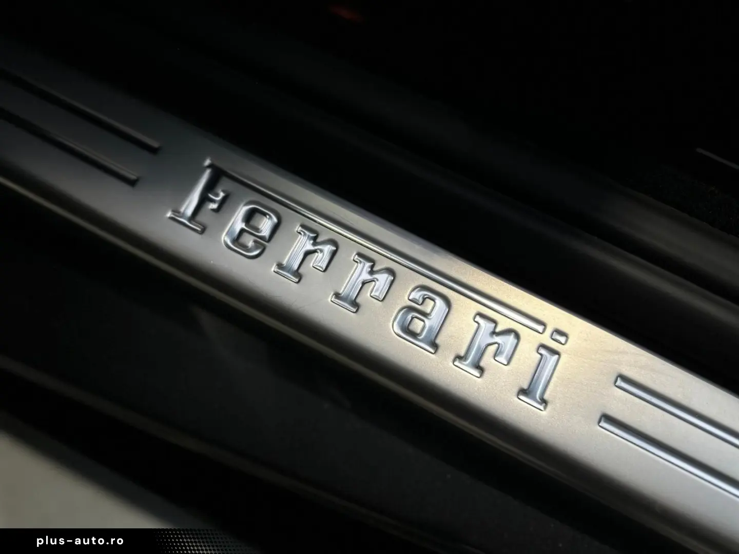 FERRARI Portofino GRIGIO SILVERST. BORDEAUX TOP gepflegt