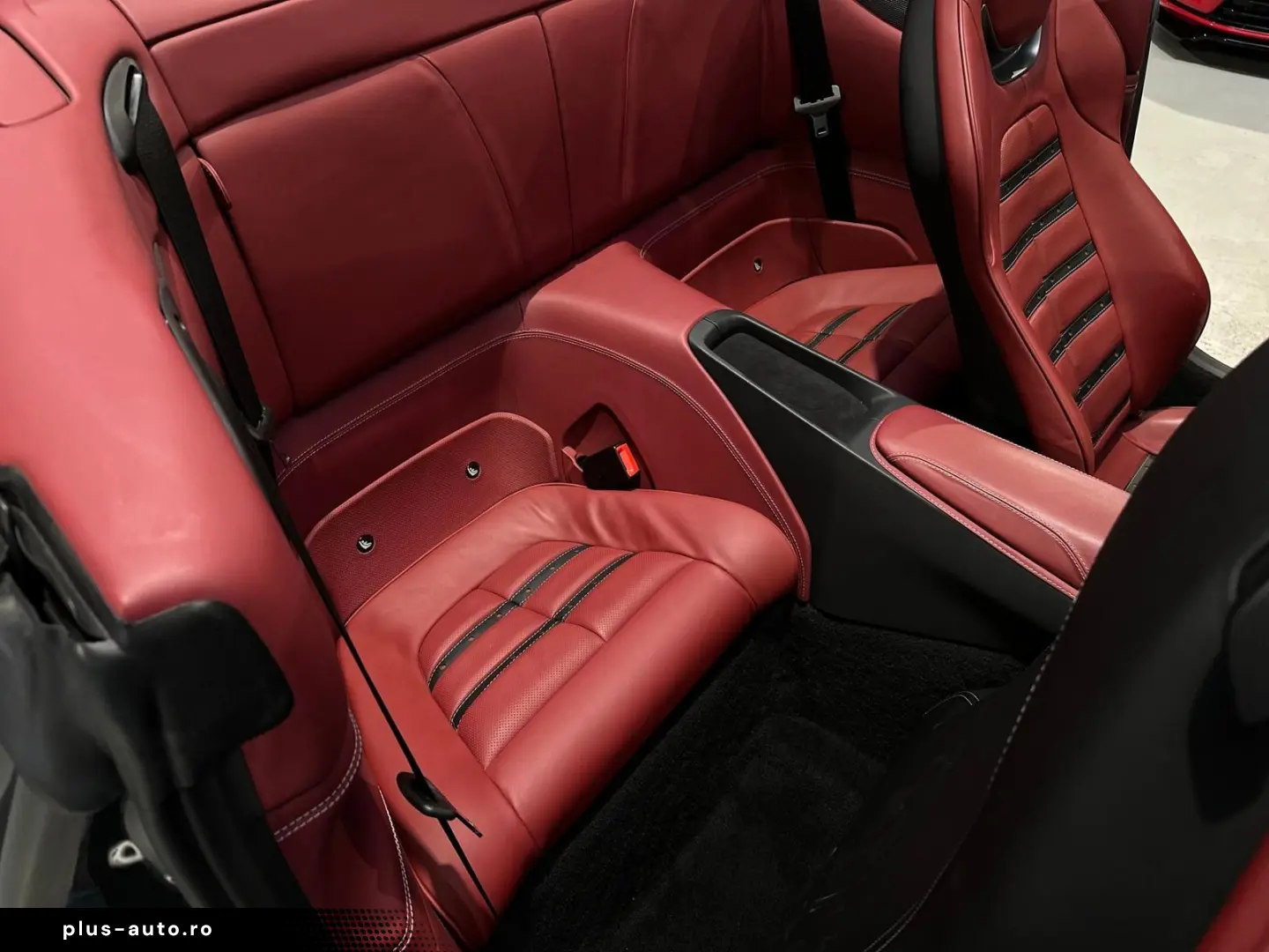 FERRARI Portofino GRIGIO SILVERST. BORDEAUX TOP gepflegt