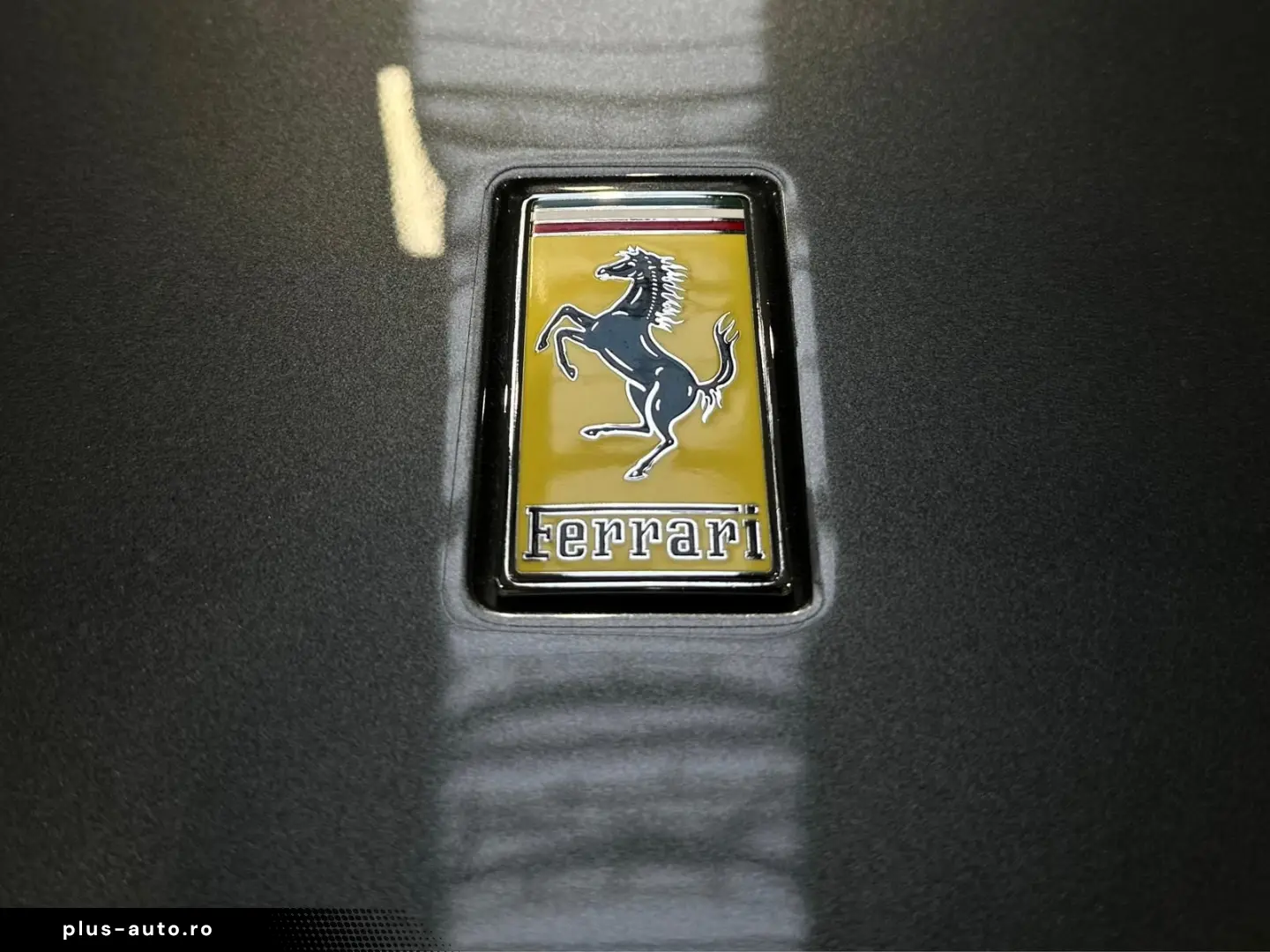 FERRARI Portofino GRIGIO SILVERST. BORDEAUX TOP gepflegt