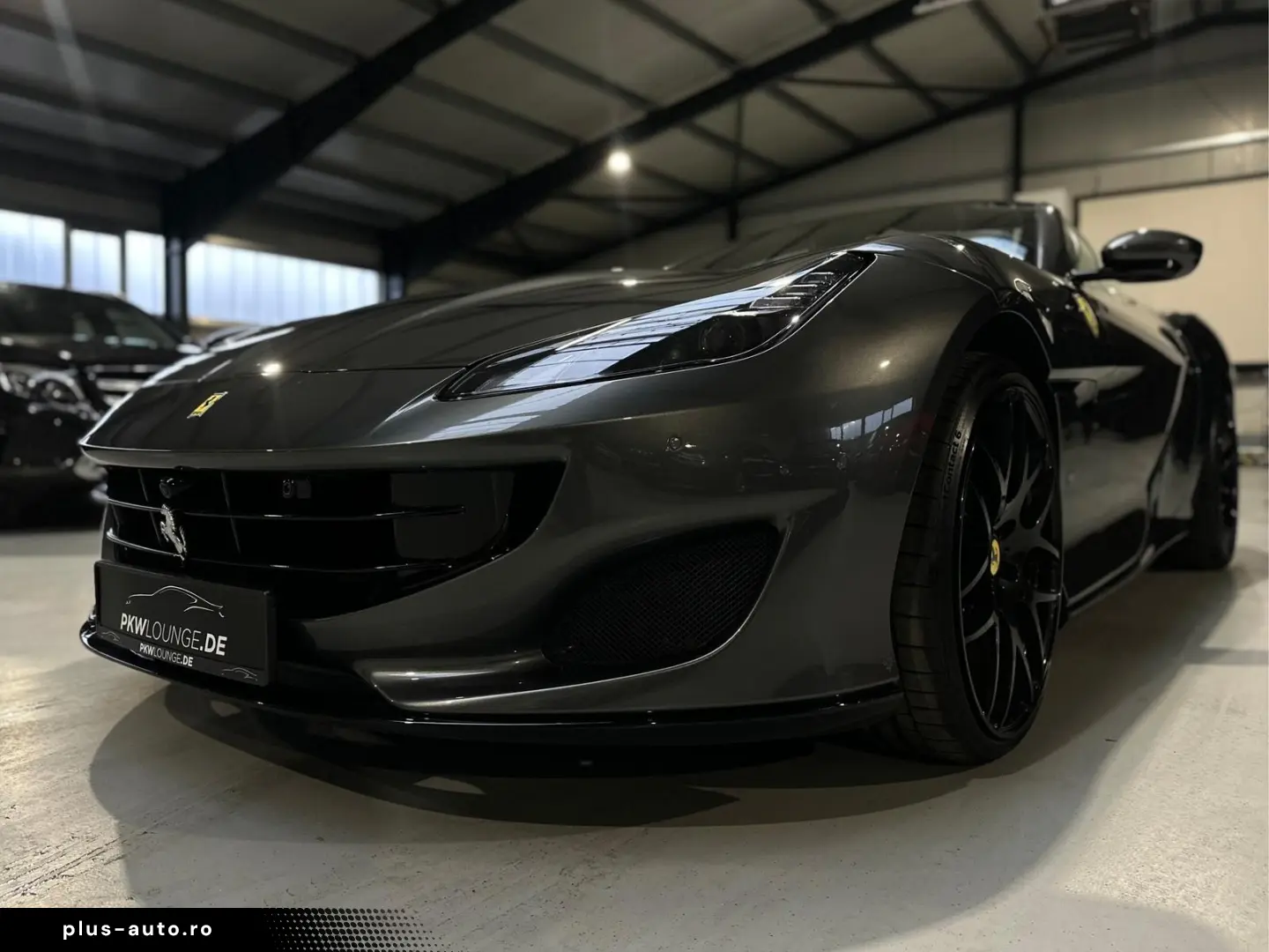 FERRARI Portofino GRIGIO SILVERST. BORDEAUX TOP gepflegt