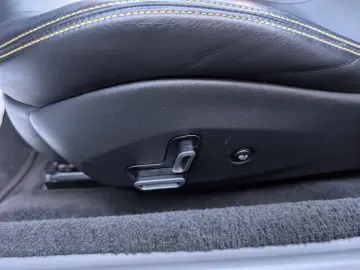 FERRARI Portofino F15 Garan. 1.Hand 360  CARBON KERAMIK