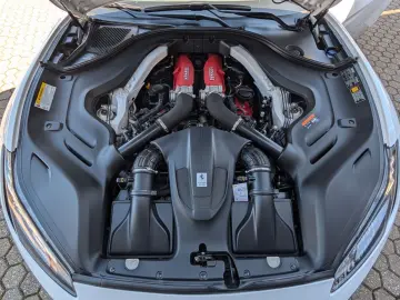 FERRARI Portofino F15 Garan. 1.Hand 360  CARBON KERAMIK