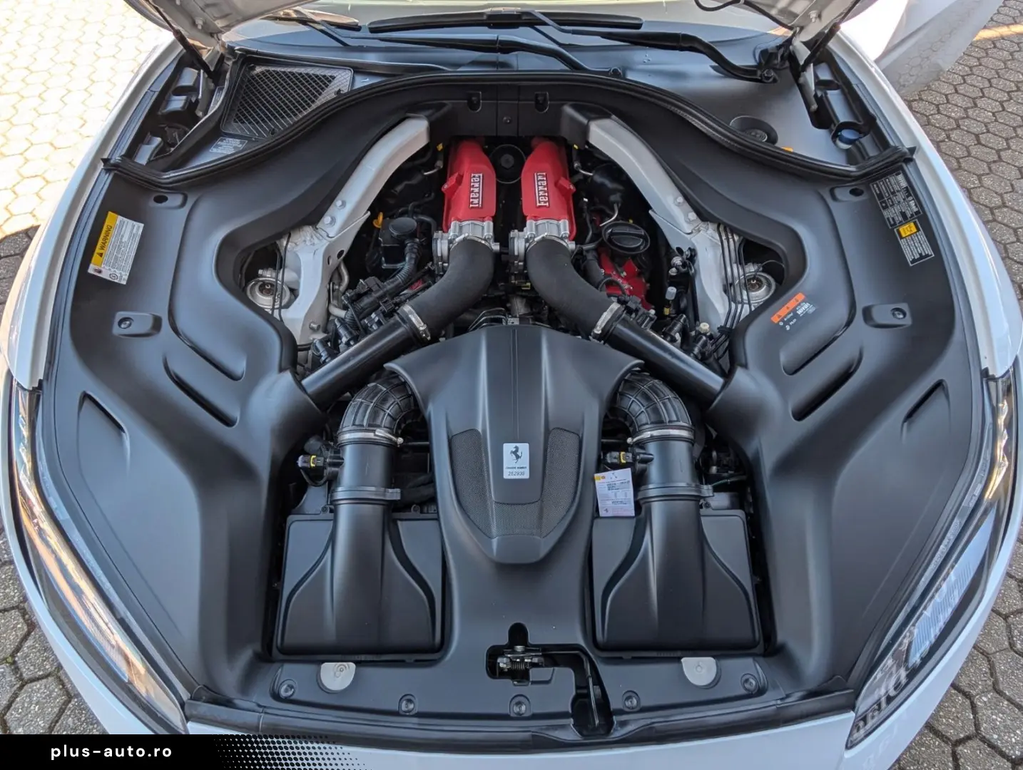 FERRARI Portofino F15 Garan. 1.Hand 360  CARBON KERAMIK