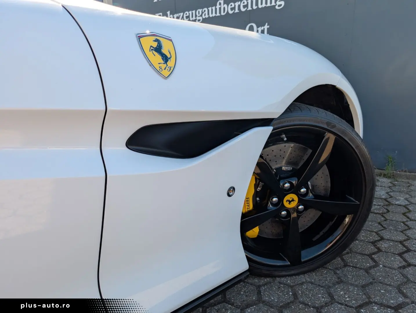 FERRARI Portofino F15 Garan. 1.Hand 360  CARBON KERAMIK