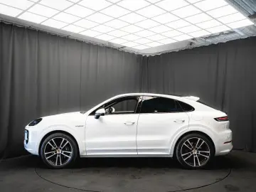 PORSCHE Coupe E-Hybrid SP-DESIGN PANO 22''…