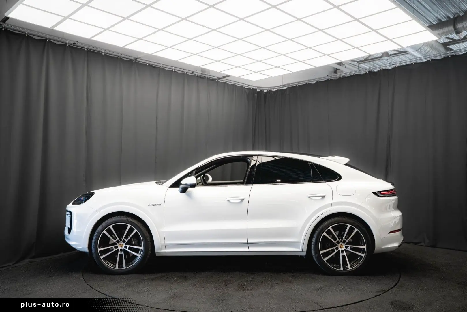 PORSCHE Coupe E-Hybrid SP-DESIGN PANO 22''&hellip;