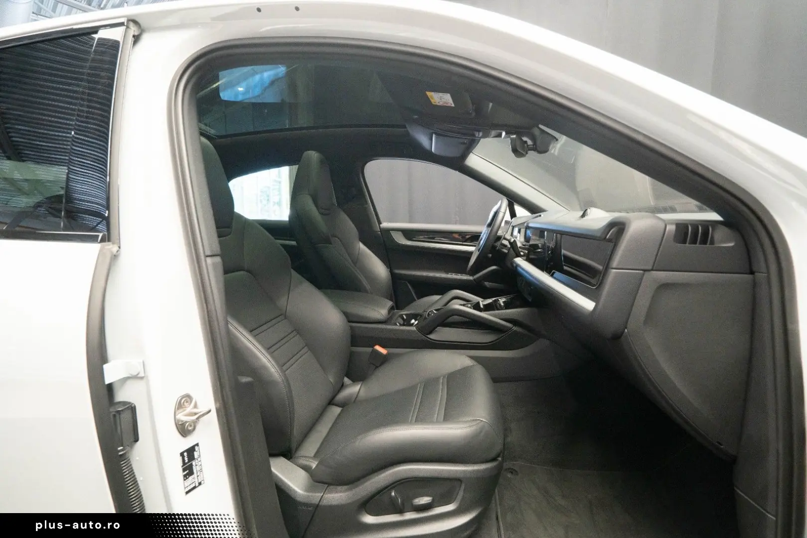 PORSCHE Coupe E-Hybrid SP-DESIGN PANO 22''&hellip;