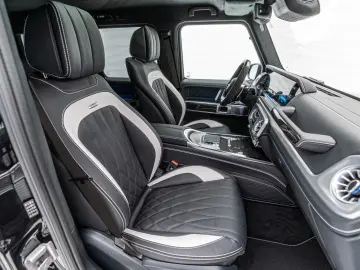 Mercedes-Benz G 63 AMG BRABUS 700 ACTIVE RIDE CONTROL