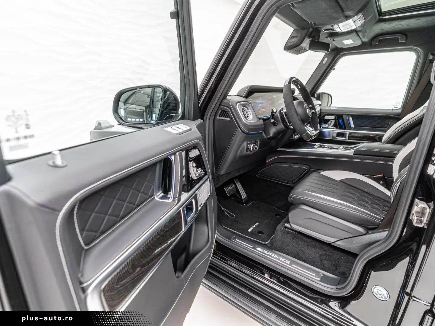 Mercedes-Benz G 63 AMG BRABUS 700 ACTIVE RIDE CONTROL