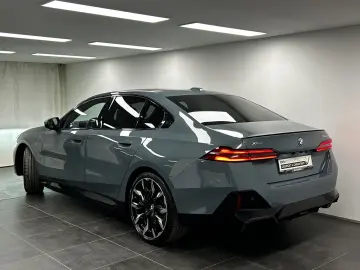 BMW 550e xDrive Limousine M Sportpaket Pro Harman Ka