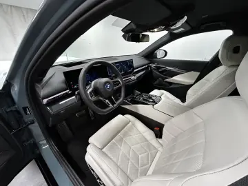 BMW 550e xDrive Limousine M Sportpaket Pro Harman Ka