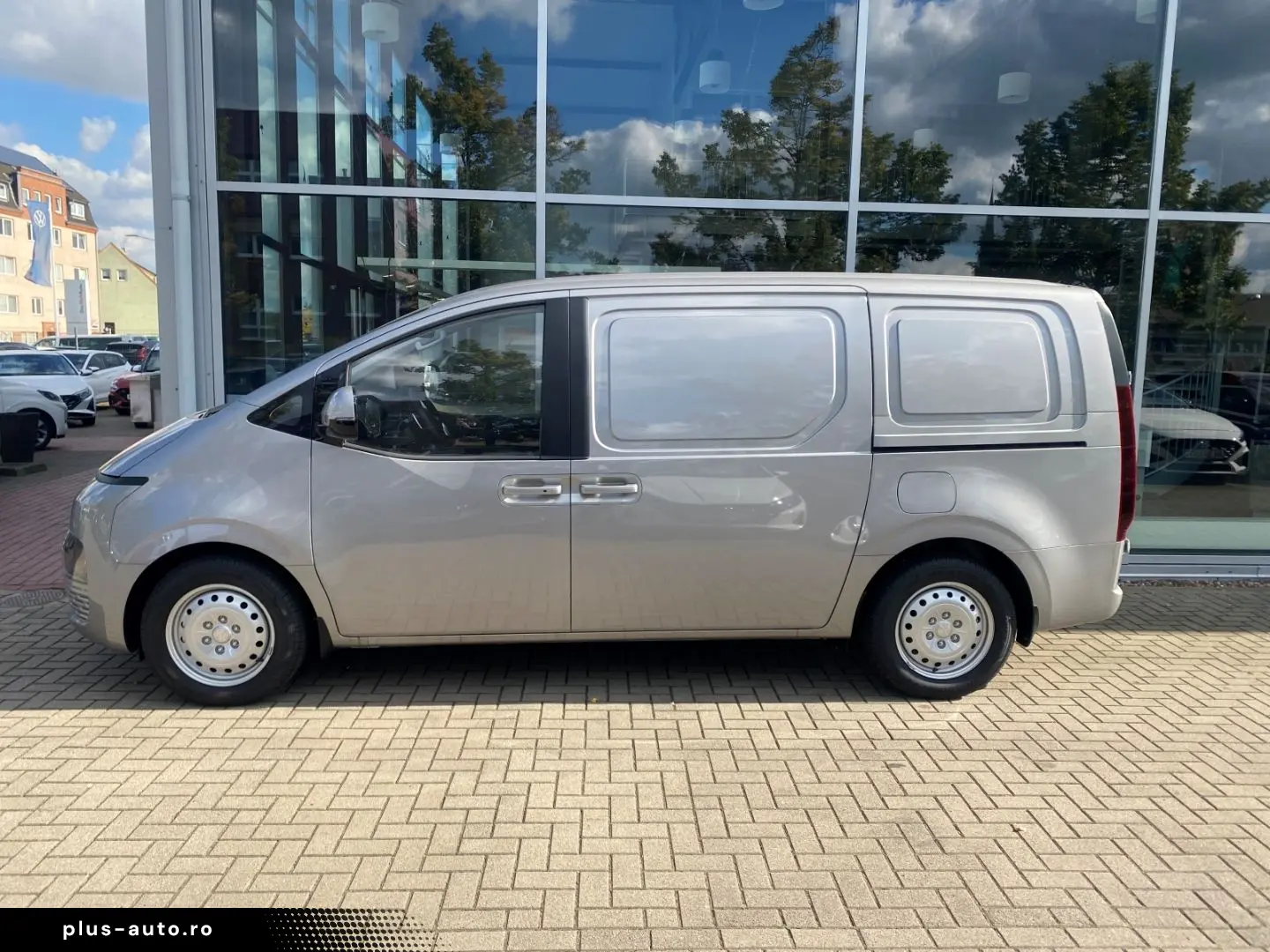 HYUNDAI STARIA Cargo 1.6 T-GDI AT Hybrid Trend  Klimaaut