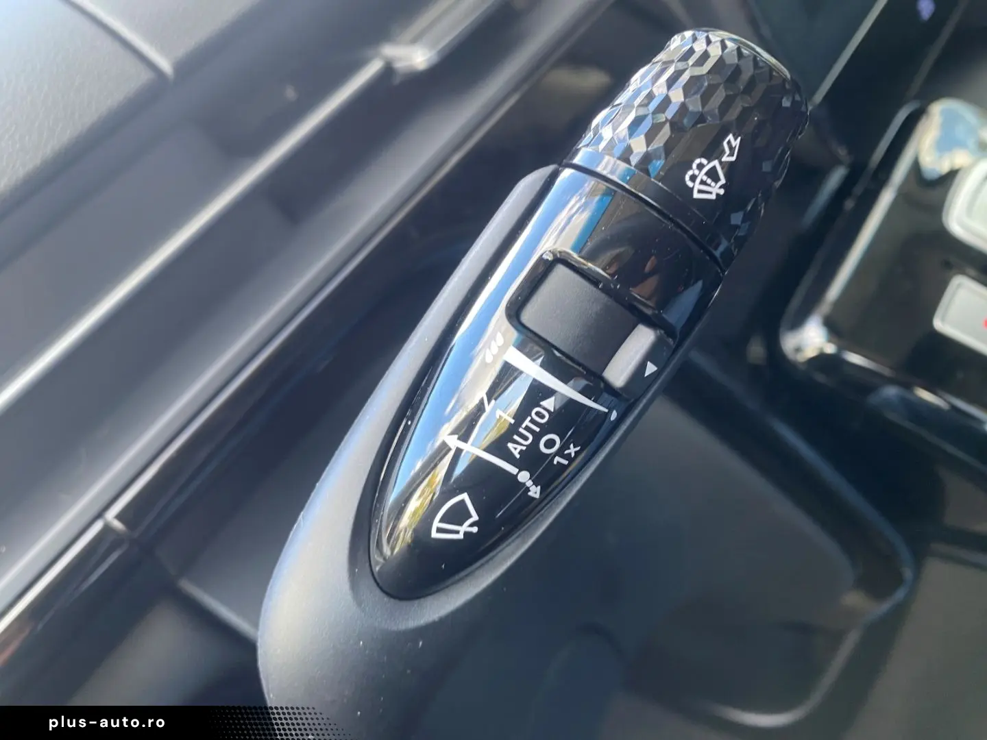 HYUNDAI STARIA Cargo 1.6 T-GDI AT Hybrid Trend  Klimaaut