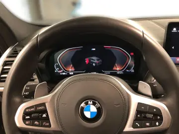 BMW X4 xDrive20i M-Sport 20  AHK Laser HeadUp Drivin