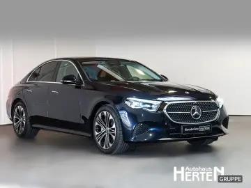 MERCEDES-BENZ E 400 e 4M AVANTGARDE 360  DIGITAL BUR…