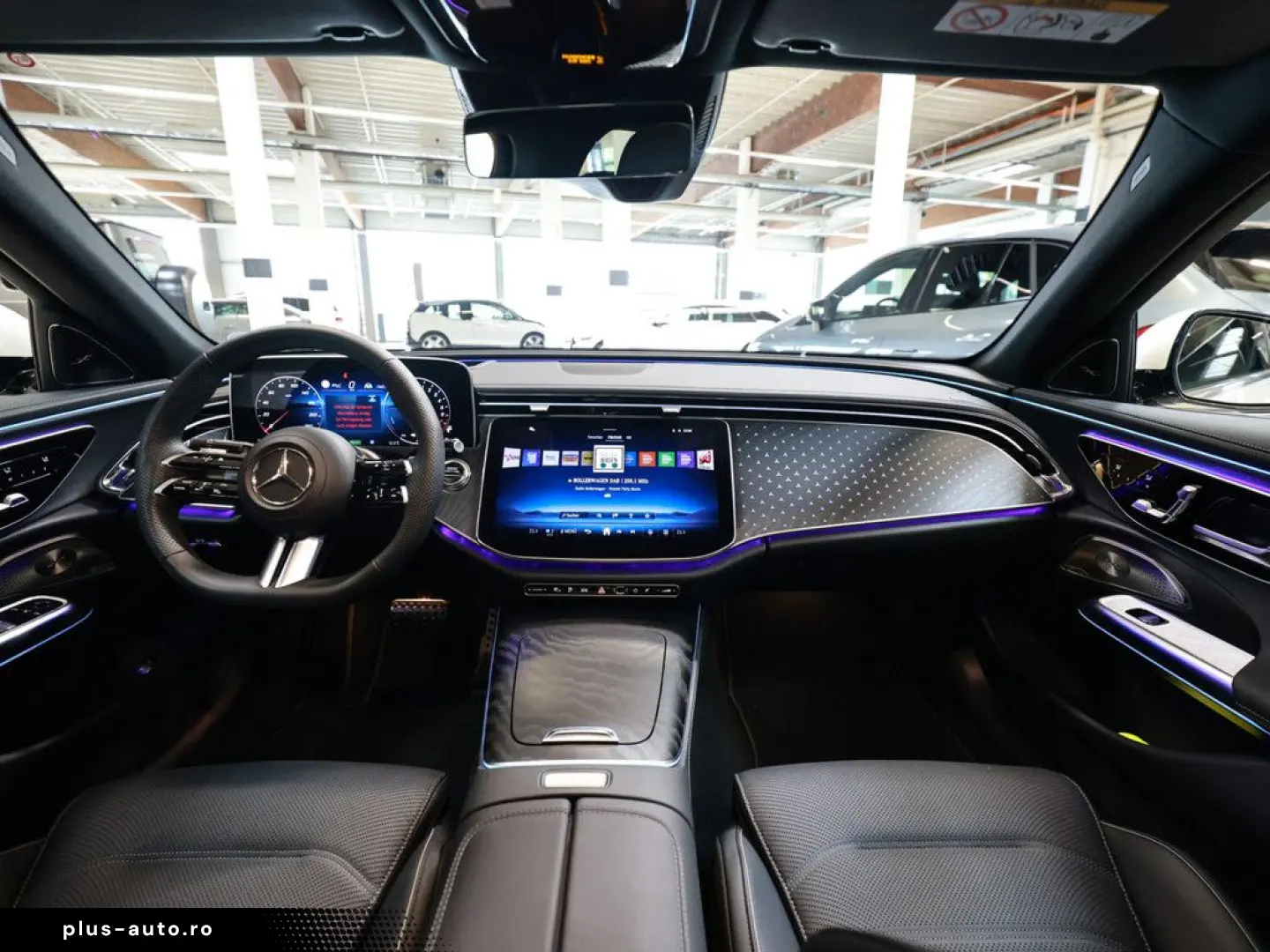 MERCEDES-BENZ E 400 e 4M AMG Sport Premium PANO HUD LED 360