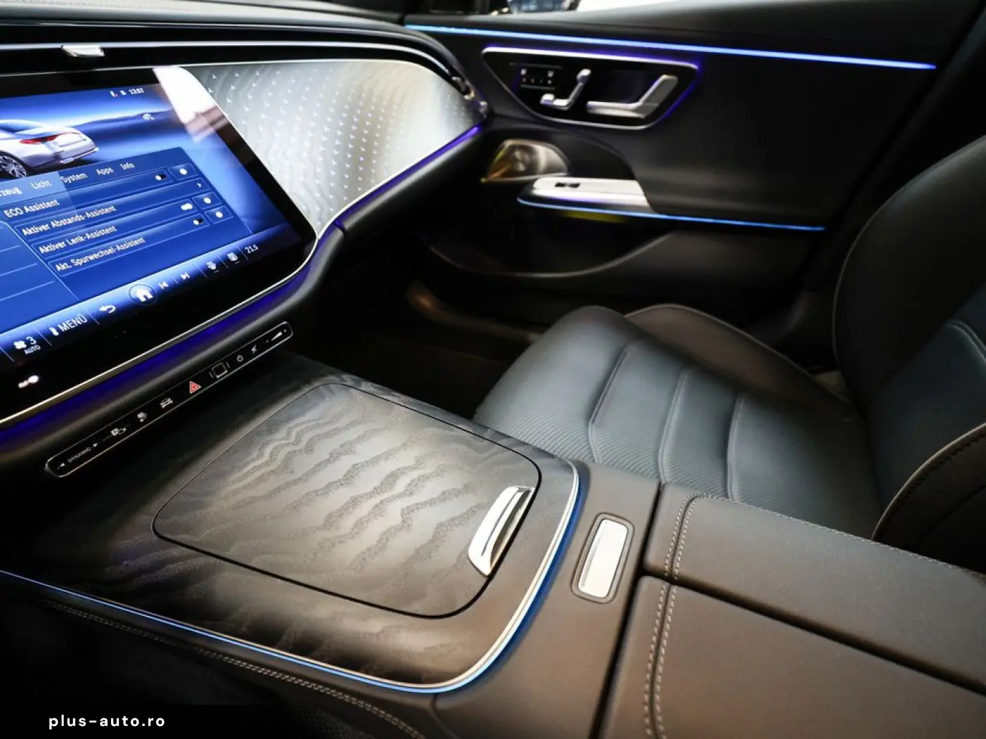 MERCEDES-BENZ E 400 e 4M AMG Sport Premium PANO HUD LED 360