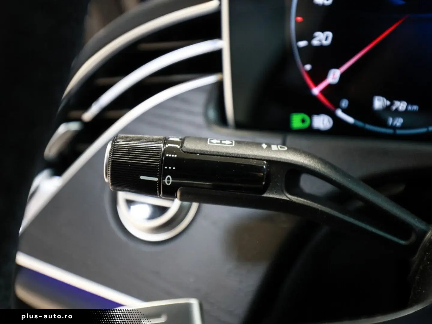 MERCEDES-BENZ E 400 e 4M AMG Sport Premium PANO HUD LED 360