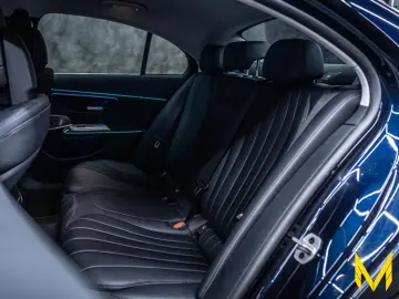 MERCEDES-BENZ E 450 d 4M EXCLUSIVE PREMIUM LEDER DiL…