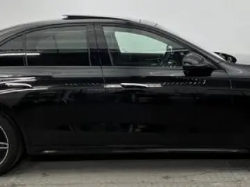 MERCEDES-BENZ E 450 d 4M AMG PREMIUM PLUS PANO SUPER…