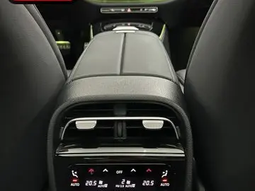 MERCEDES-BENZ E 450 d 4M AMG PREMIUM PLUS PANO SUPER…